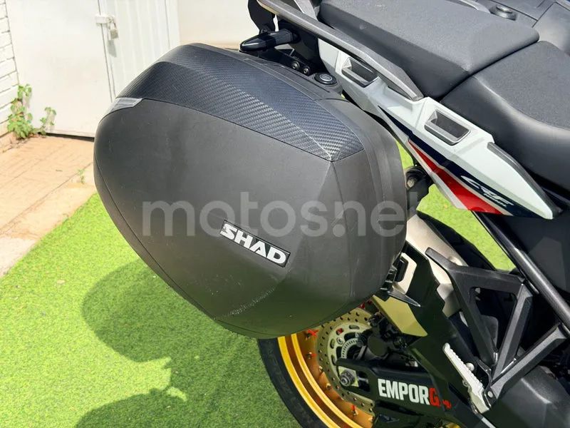 Honda CRF1000L Africa Twin - Vista 10