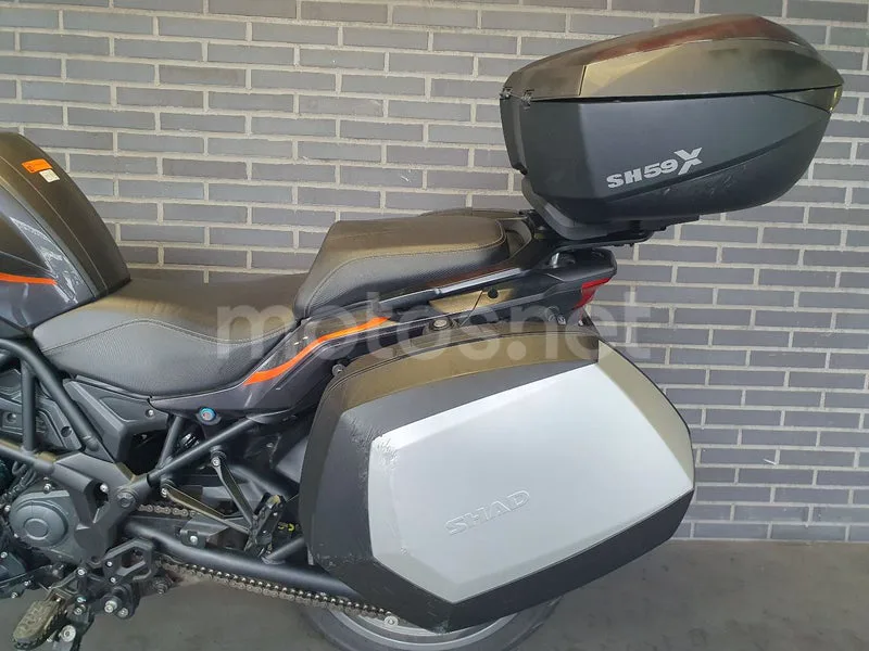 Benelli TRK 502 - Vista 3