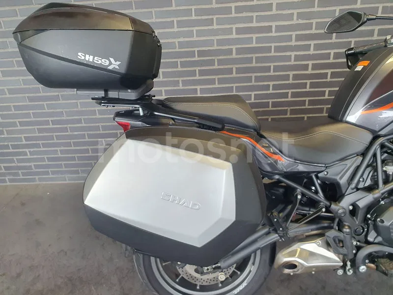 Benelli TRK 502 - Vista 10