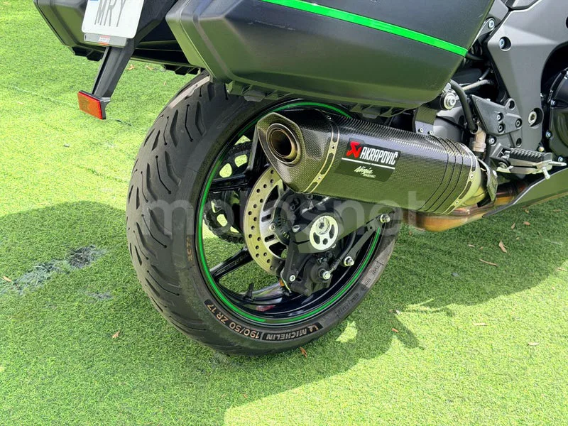 Kawasaki Ninja 1000SX - Vista 14