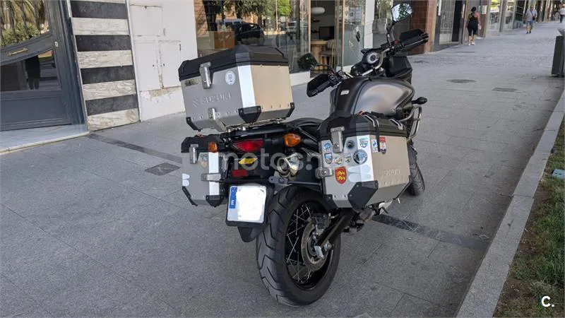 Suzuki V-Strom 650XT - Vista 4