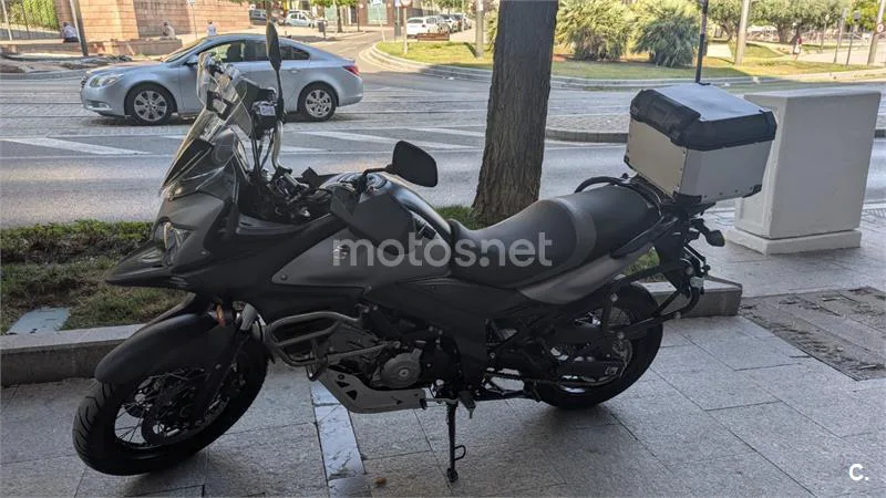 Suzuki V-Strom 650XT - Vista 8