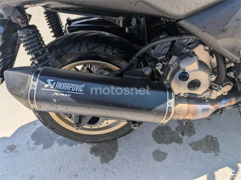 Yamaha XMAX 300 - Vista 5