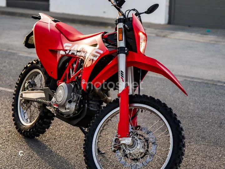 KTM 690 Enduro R - Vista 14