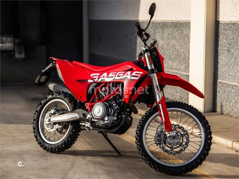 KTM 690 Enduro R - Vista 23
