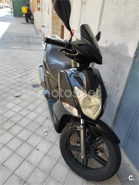 Kymco Agility City 125 - Vista 3