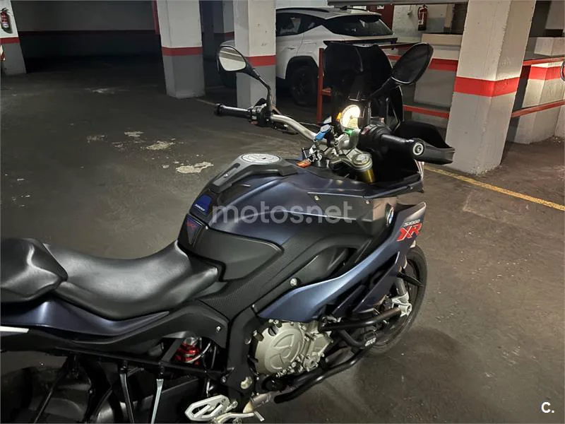 BMW S 1000 XR - Vista 4