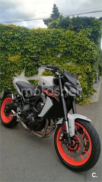 Yamaha MT-09 6750 € 2019 Salamanca - 1