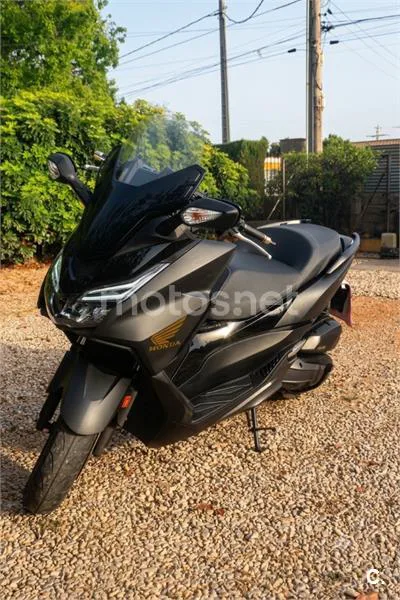 Honda Forza 125 - Vista 11