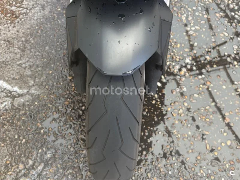 Honda Forza 750 - Vista 8