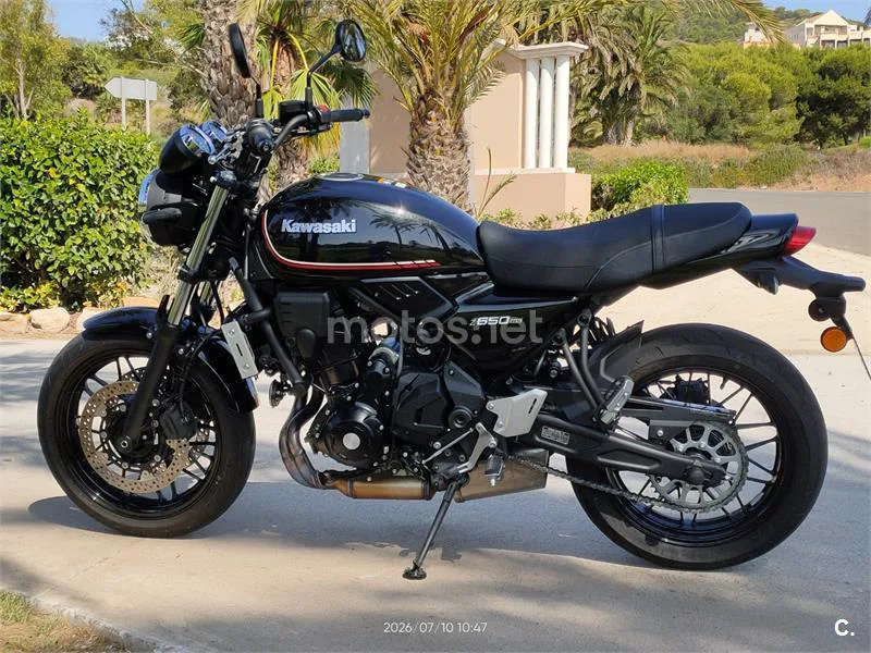 Kawasaki Z650 - Vista 13
