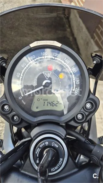 Triumph Speed Twin 900 - Vista 6