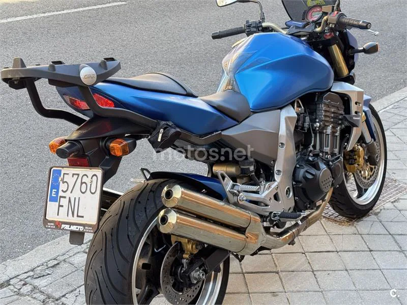 Kawasaki Z1000 - Vista 18