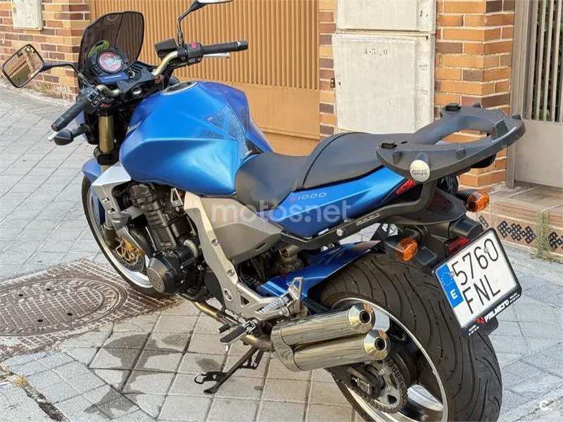 Kawasaki Z1000 - Vista 20