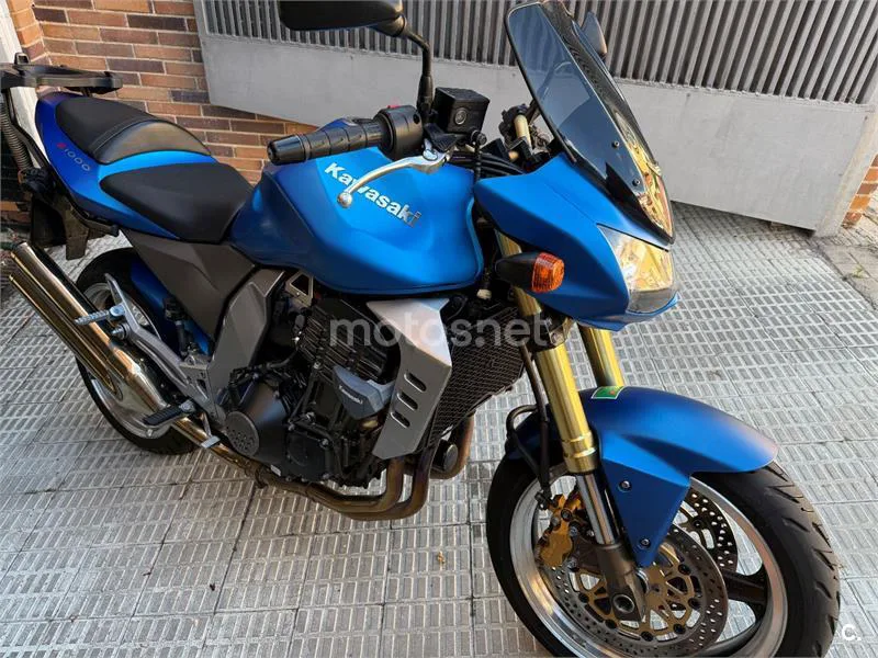 Kawasaki Z1000 - Vista 4