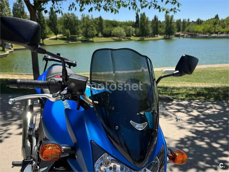 Kawasaki Z1000 - Vista 9