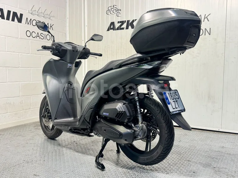Honda SH125i - Vista 5