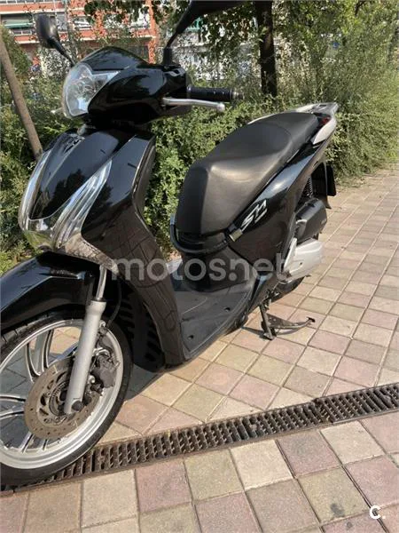 Honda SH125i - Vista 3