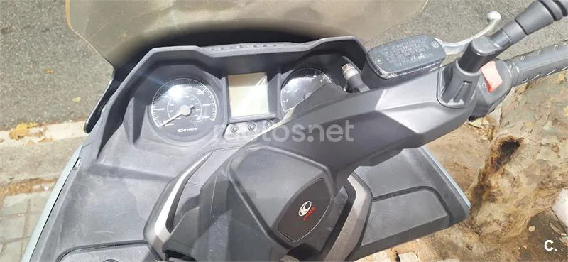 Kymco Grand Dink 125 - Vista 10