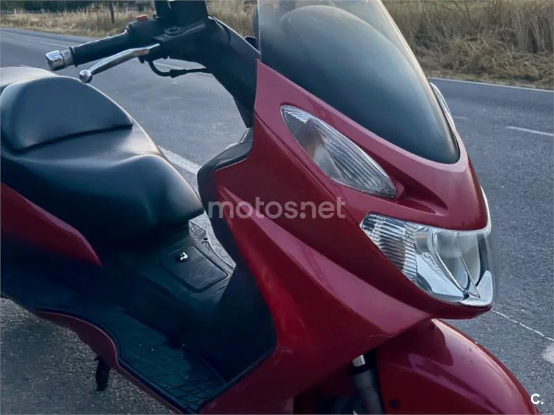 Suzuki Burgman 125 1150 € 2004 Alicante - 1