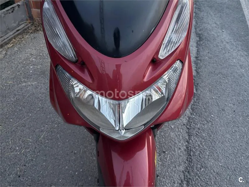 Suzuki Burgman 125 - Vista 3