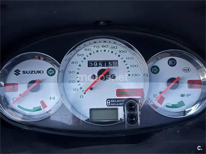 Suzuki Burgman 125 - Vista 6