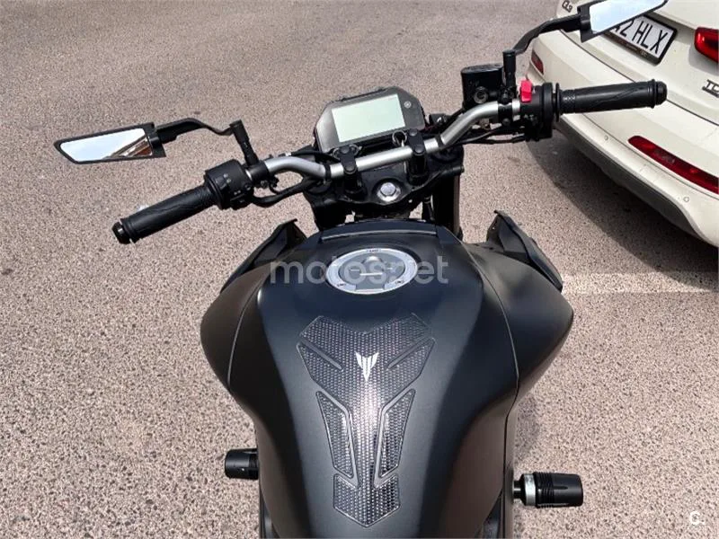 Yamaha MT-03 - Vista 4