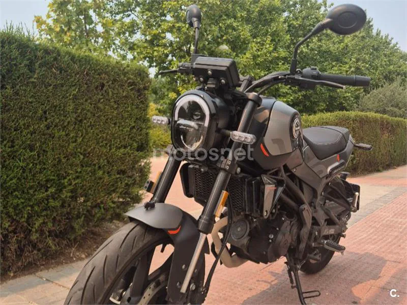 Benelli Leoncino 125 2250 € 2022 Madrid - 1
