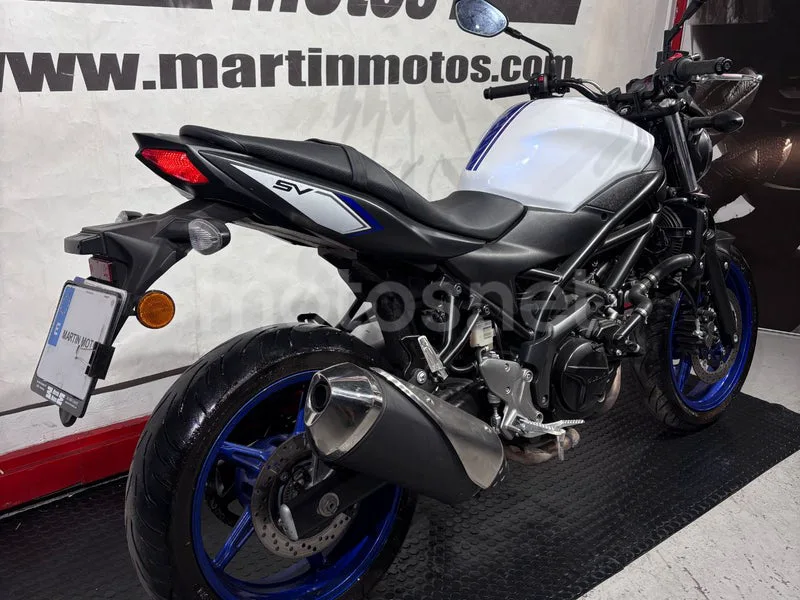 Suzuki SV650 - Vista 3