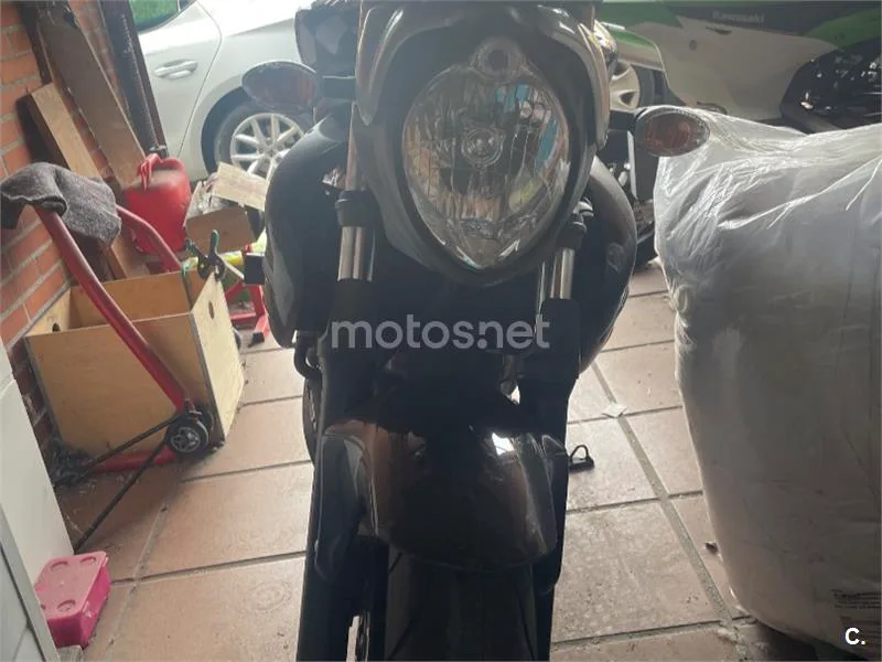 Suzuki Gladius 650 - Vista 7