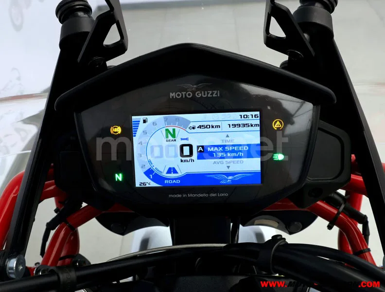 Moto Guzzi V85 TT - Vista 6