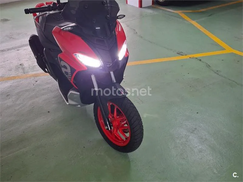Aprilia SR GT 125 3000 € 2022 A Coruña - 2