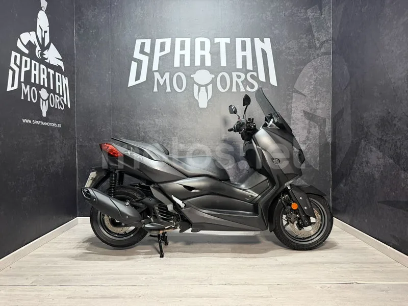 Yamaha XMAX 125 - Vista 3