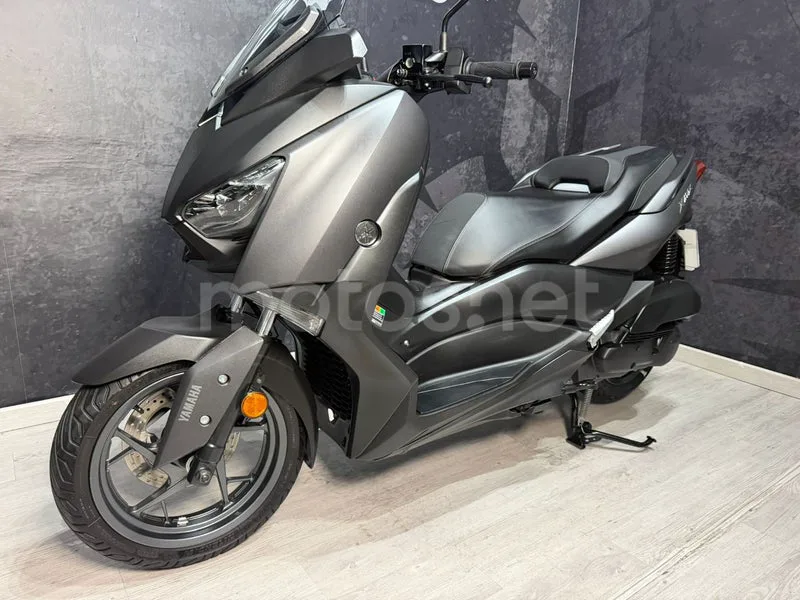 Yamaha XMAX 125 - Vista 7