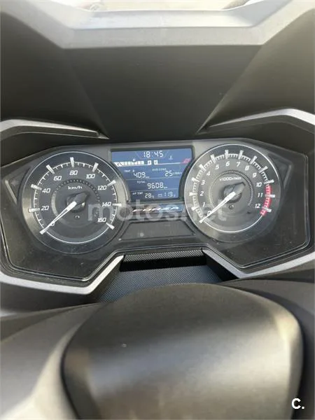 Honda Forza 125 - Vista 3