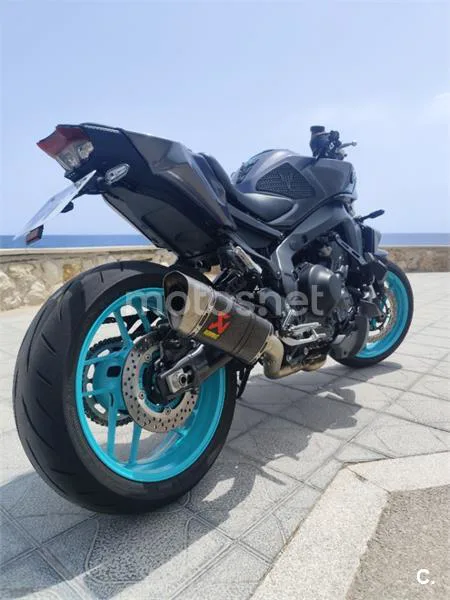 Yamaha MT-09 - Vista 3