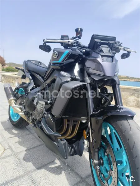 Yamaha MT-09 - Vista 4