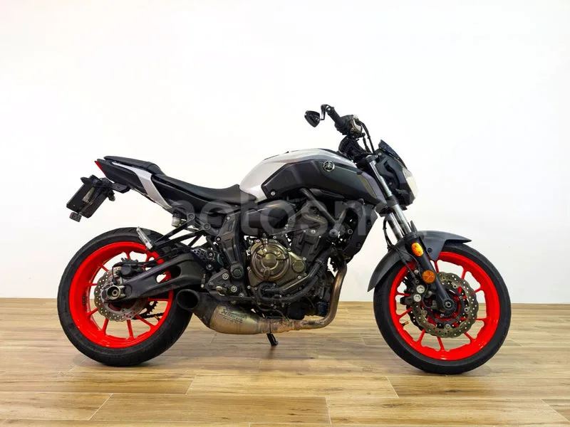 Yamaha MT-07 3890 € 2020 Barcelona - 2