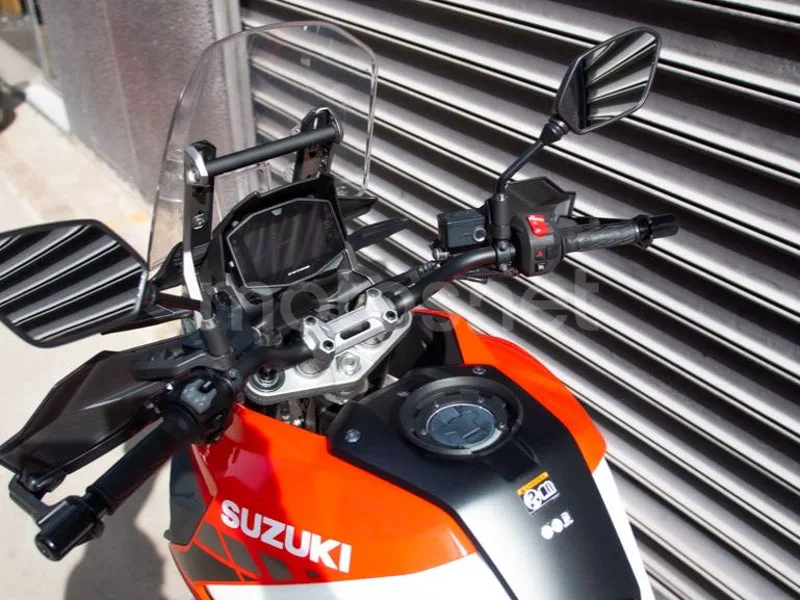 Suzuki V-Strom 1050 - Vista 17