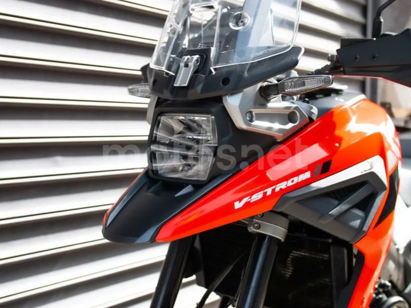 Suzuki V-Strom 1050 - Vista 10
