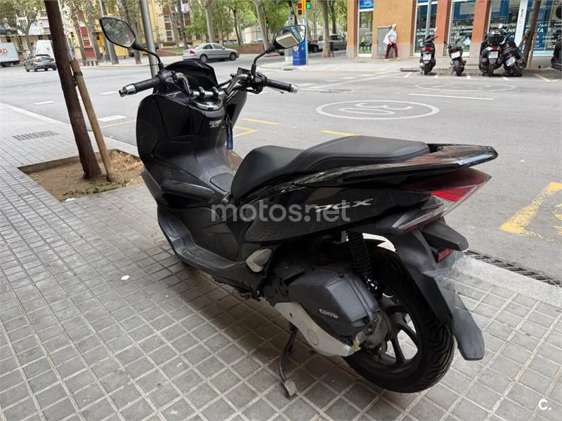 Honda PCX125 - Vista 3