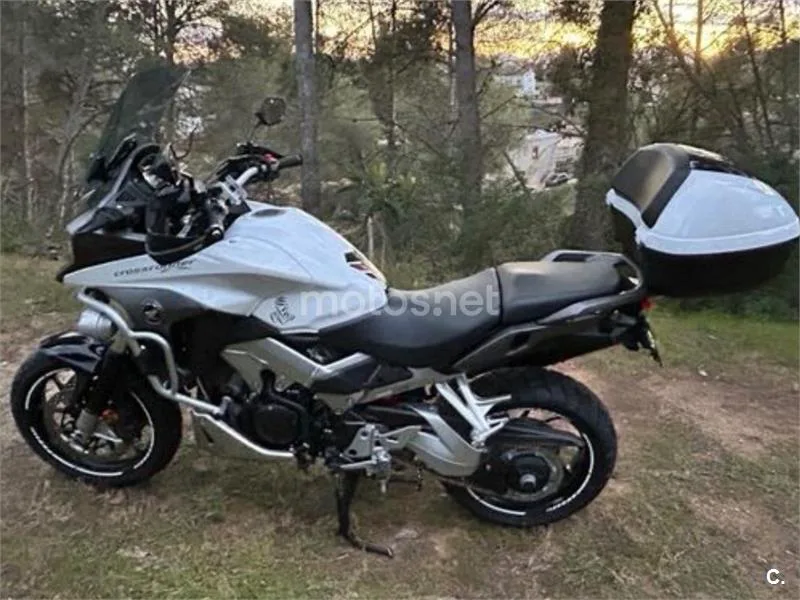Honda VFR800X Crossrunner - Vista 6