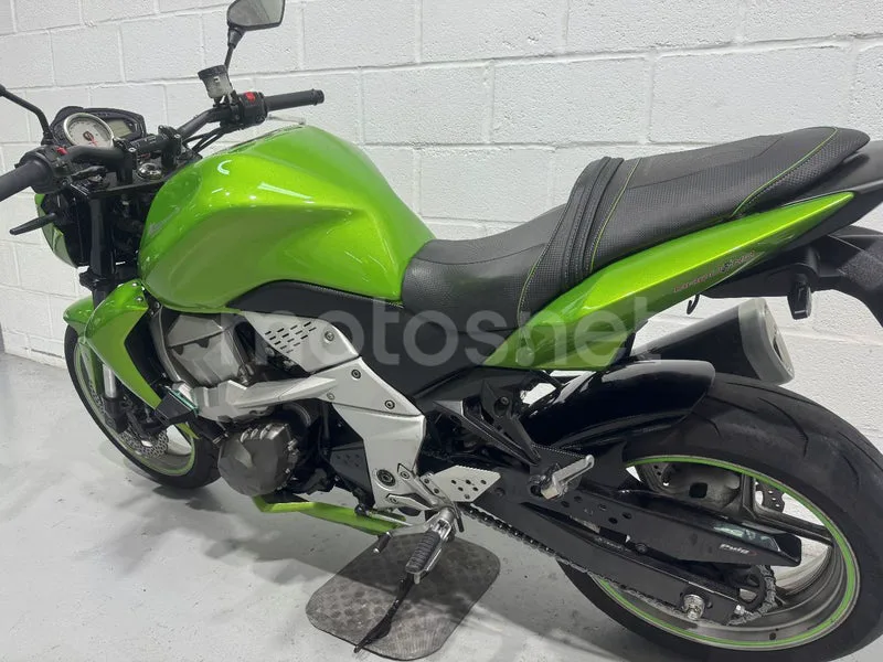 Kawasaki Z750 - Vista 25