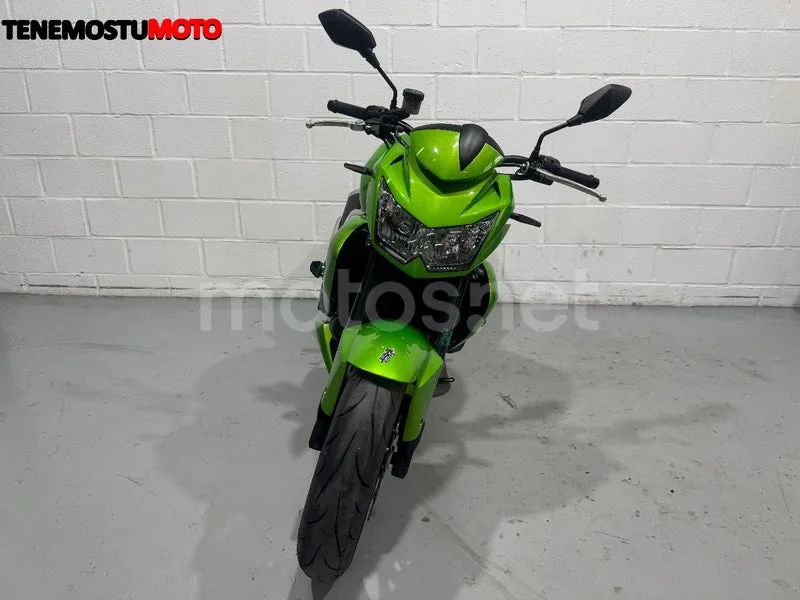 Kawasaki Z750 - Vista 7