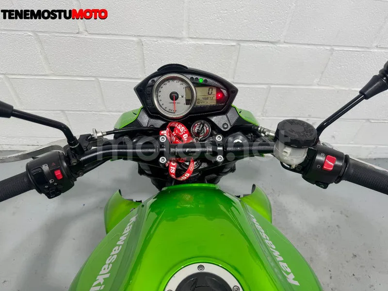 Kawasaki Z750 - Vista 10