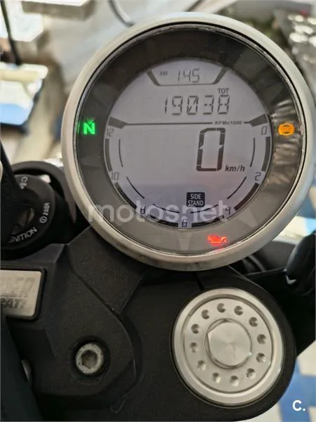 Ducati Scrambler - Vista 3