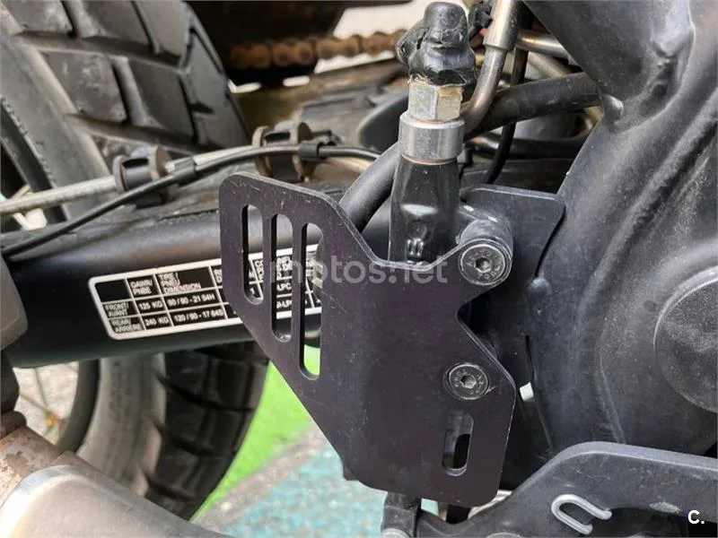 Royal Enfield Himalayan 410 - Vista 5