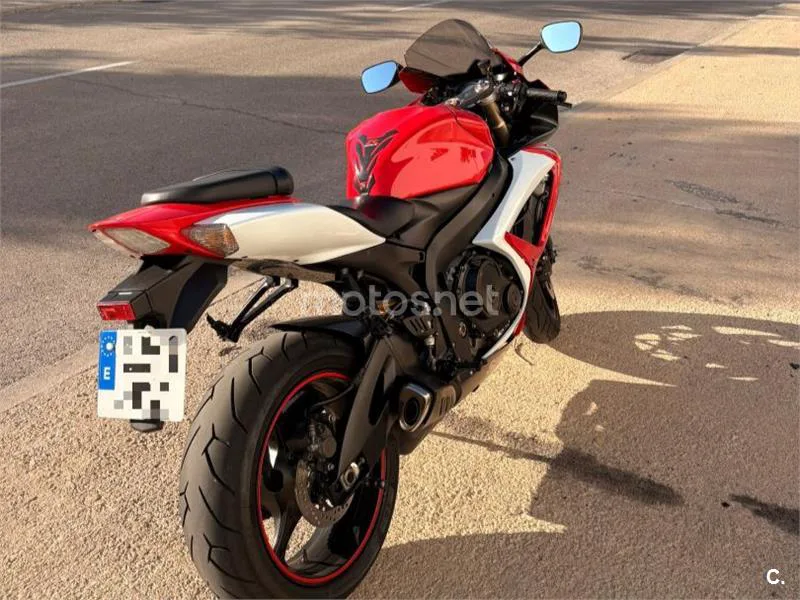 Suzuki GSX-R600 - Vista 3