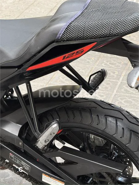 Aprilia Tuono 125 - Vista 7