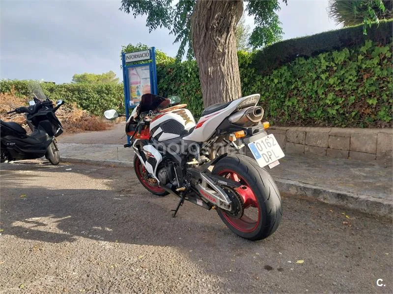 Honda CBR600RR - Vista 3